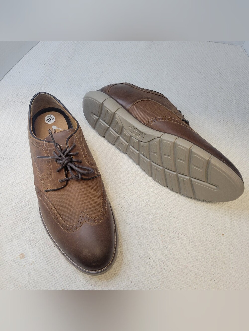 Johnston and Murphy Holden Wingtip Brown Leather Size 10.5